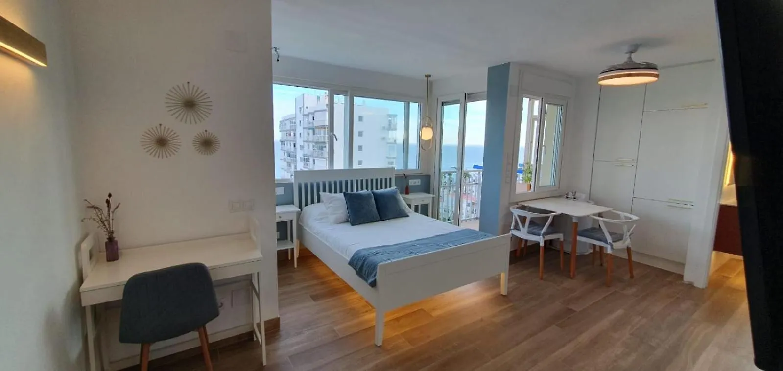 Inmejorables Vistas Al Mediterraneo Benalmadena Apartment