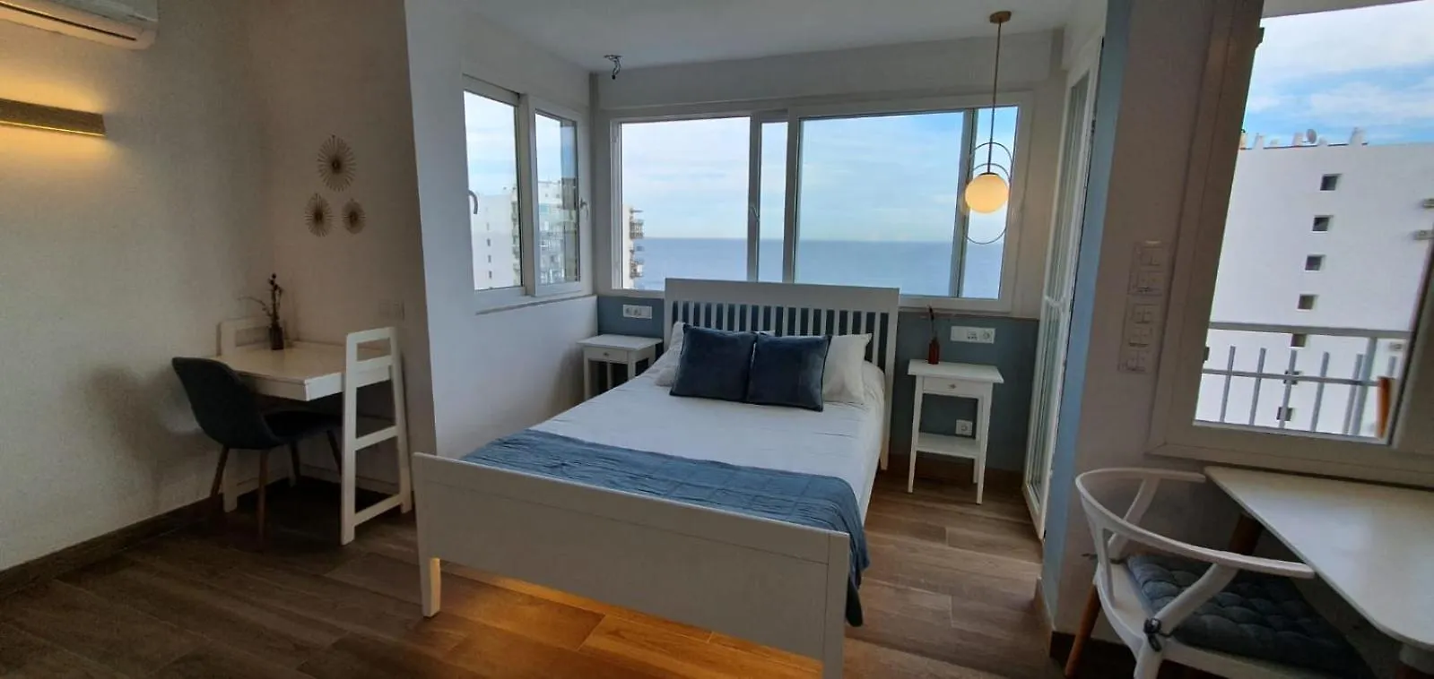Inmejorables Vistas Al Mediterraneo Benalmadena Apartment